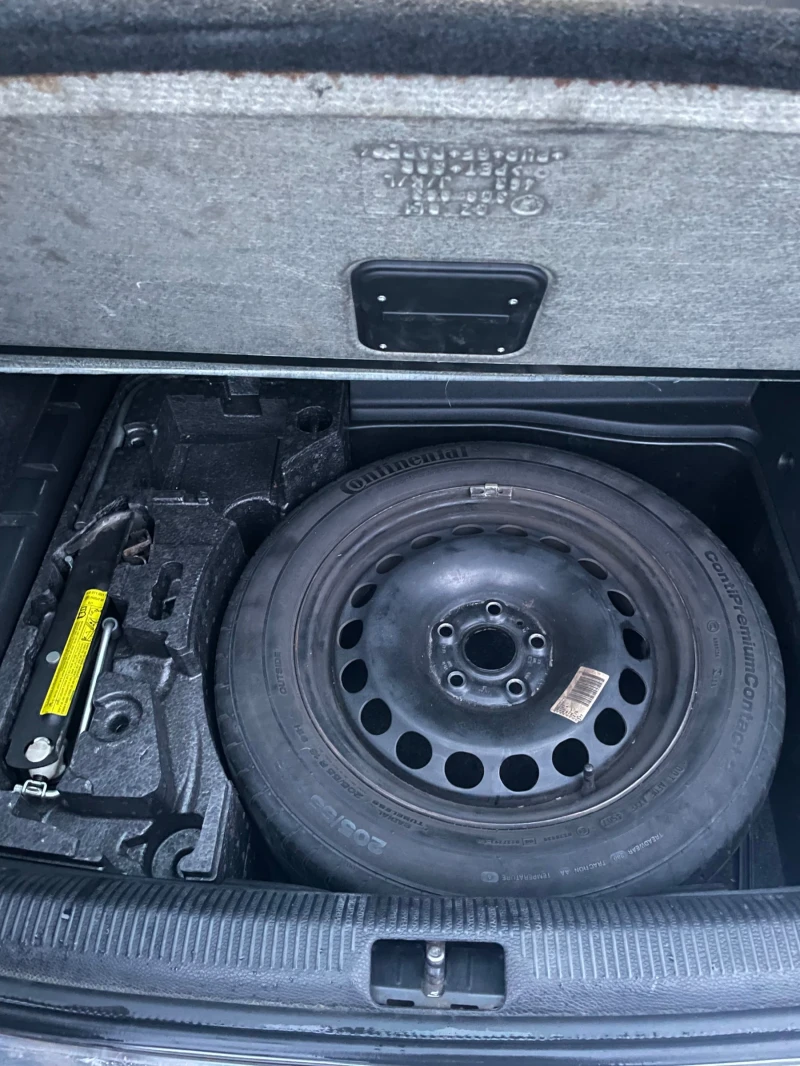 VW Passat B6 2007г 1.9 TD? 105 к.с, снимка 10 - Автомобили и джипове - 53293586