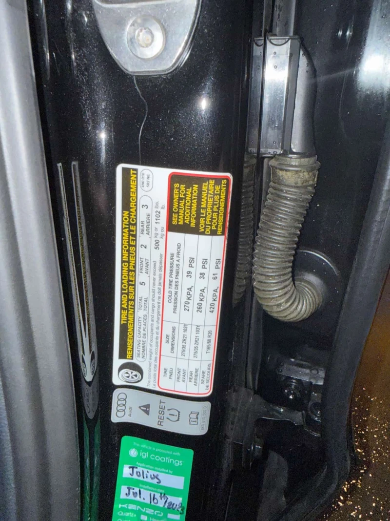 Audi S8 4.0 TFSI quattro tiptronic  CARFAX, снимка 10 - Автомобили и джипове - 53559190