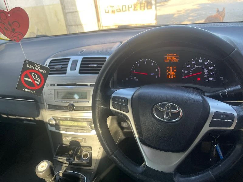 Toyota Avensis 2.0D-4d 124к.с 2013г Facelift  Навигация, снимка 9 - Автомобили и джипове - 41356523