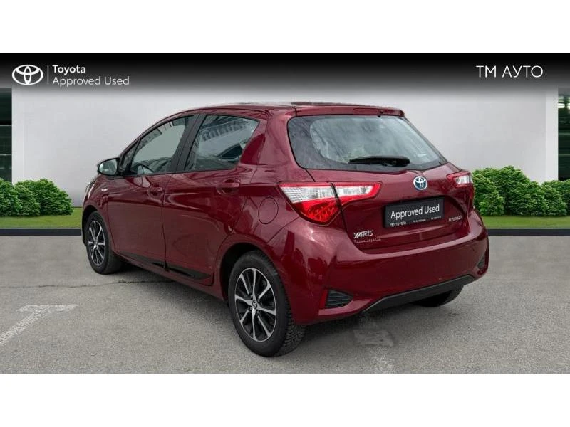 Toyota Yaris 1.5 HYBRID ACTIVE - изображение 2