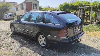 Mercedes-Benz C 220  - изображение 5