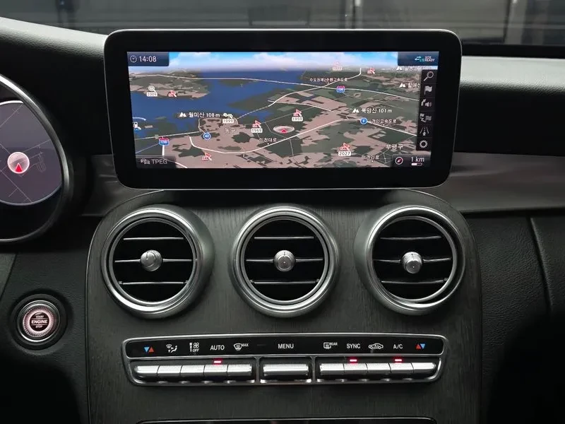 Mercedes-Benz C 220 d, снимка 14 - Автомобили и джипове - 54287258