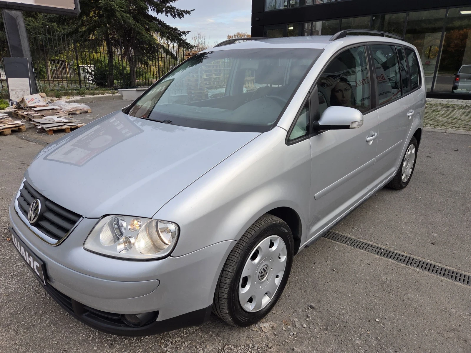 VW Touran 2, 0 tdi 140 hp, снимка 1