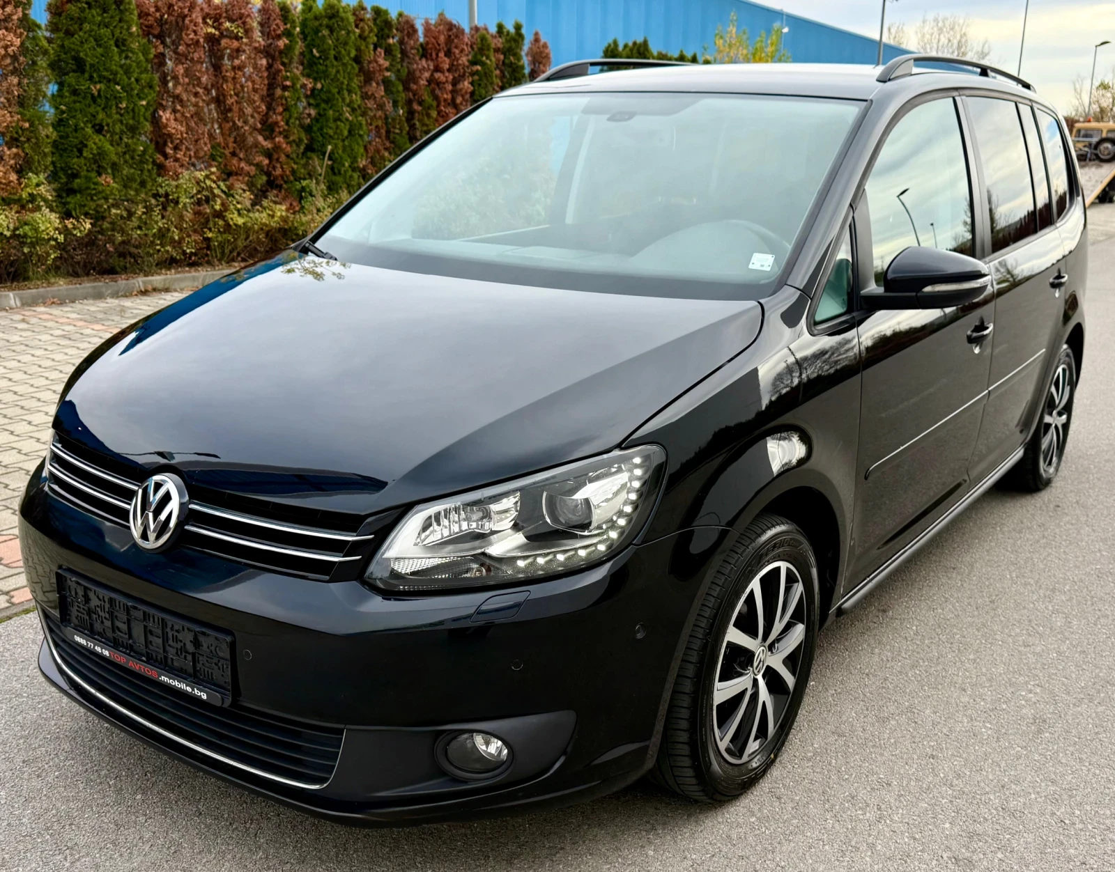 VW Touran 1.6 TDi/105kc/6ck/LED/Подгрев/* Facelift* , снимка 1