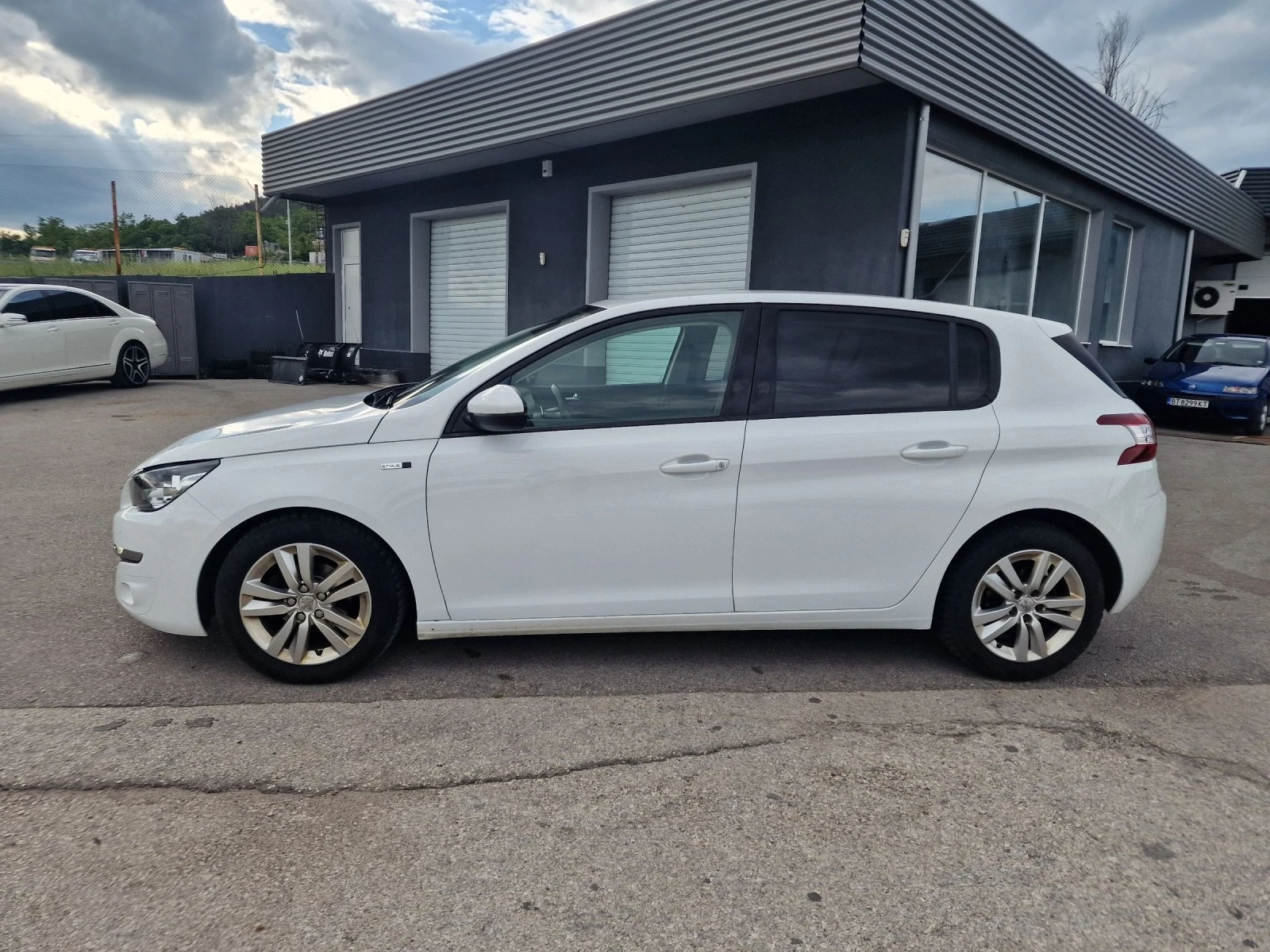 Peugeot 308 1, 6e HDI - изображение 7