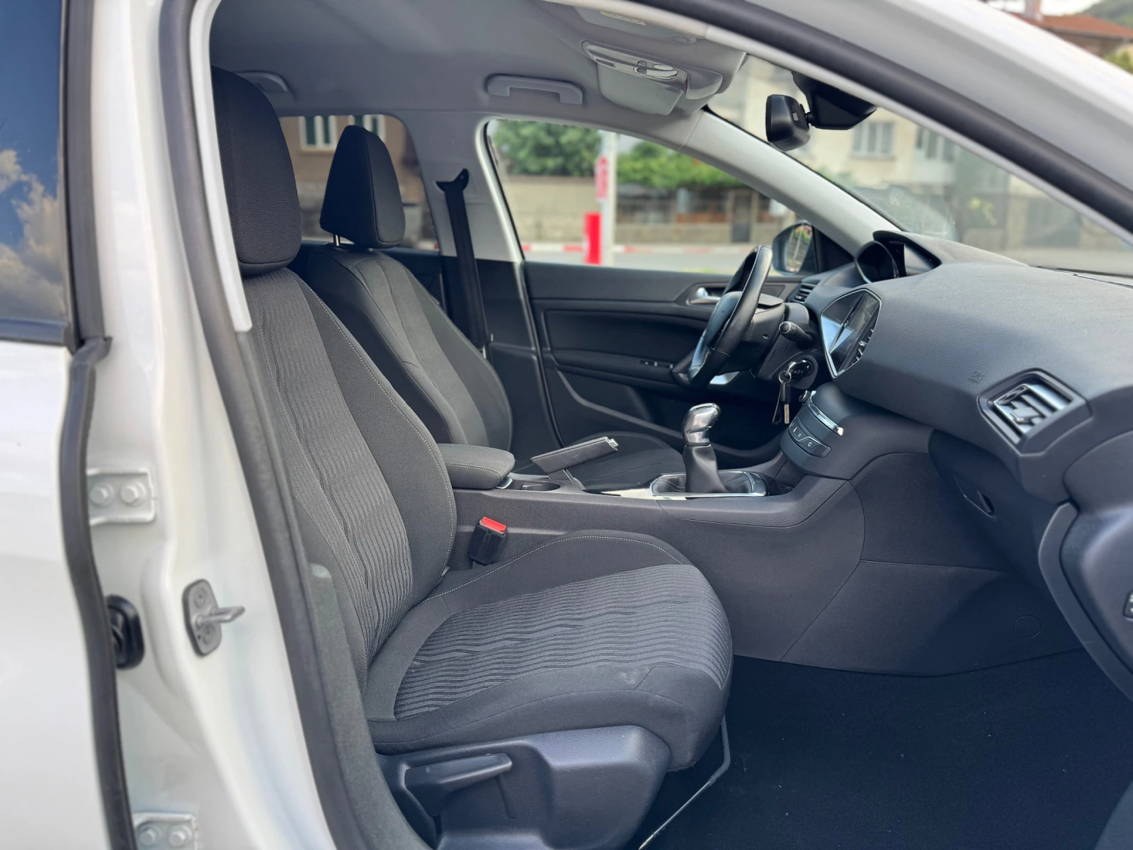 Peugeot 308 1.6HDi Navi* Klimatronik | Mobile.bg   15