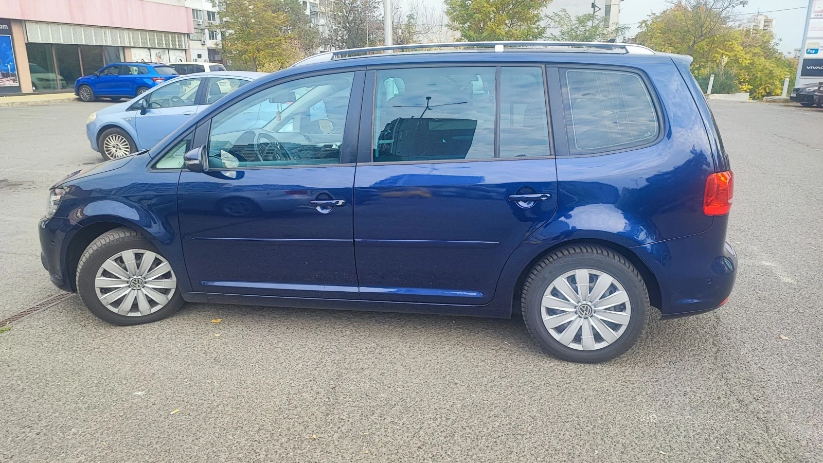 VW Touran Icup 2.0 TDI 140HP AUTOMATIC, FULL LED - изображение 2