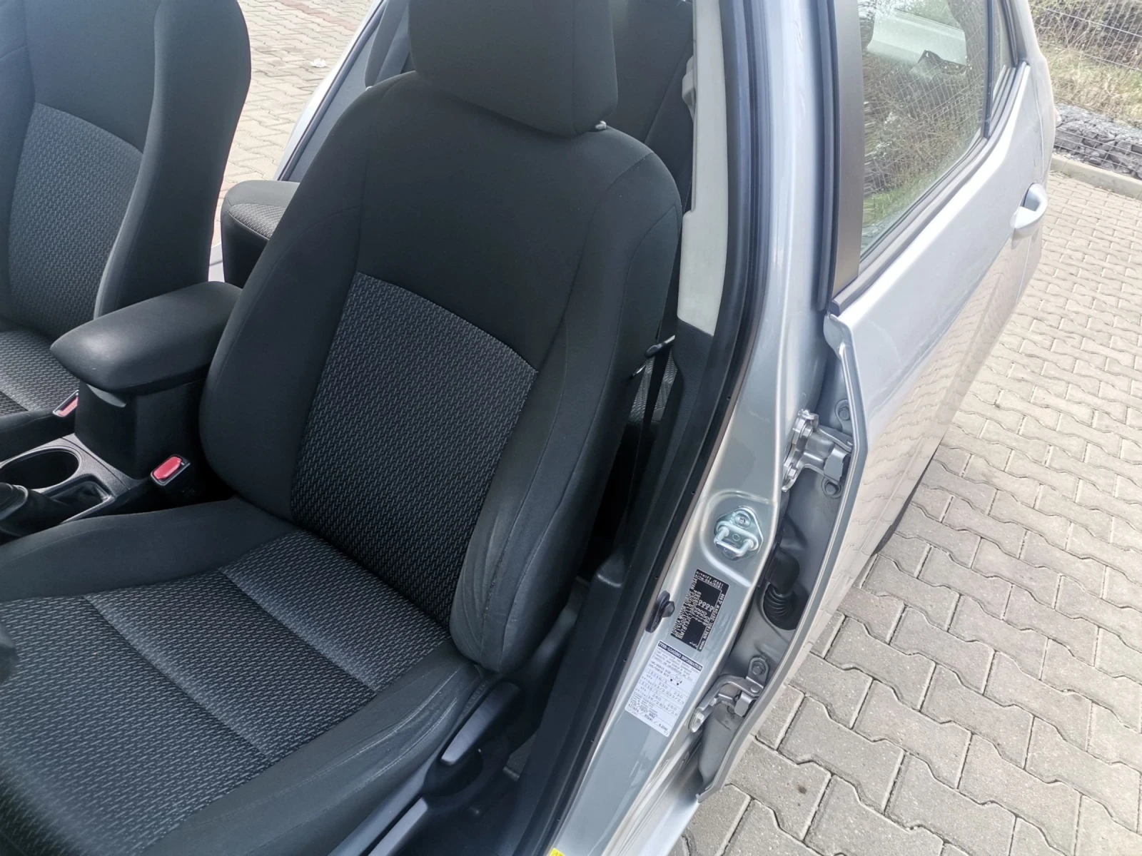 Toyota Corolla 1.33 vvt-i от Тойота-България - изображение 7