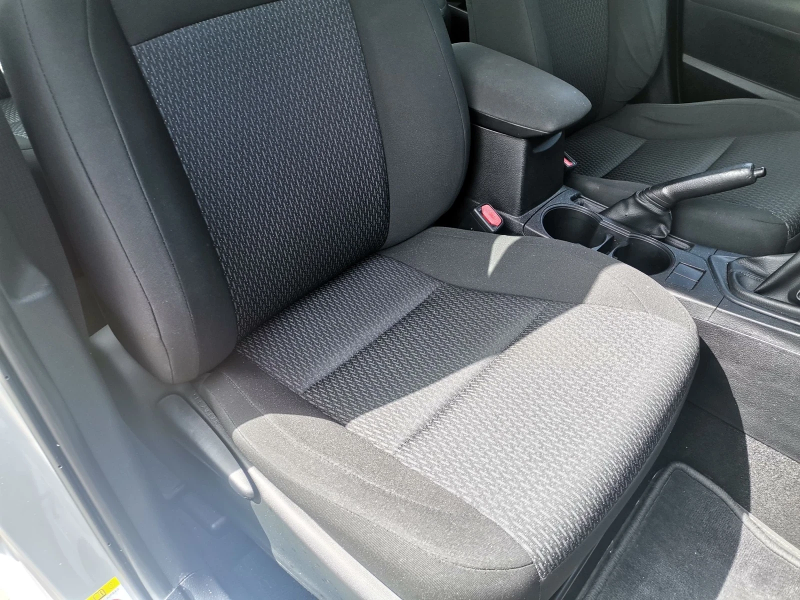 Toyota Corolla 1.33 vvt-i от Тойота-България - изображение 8