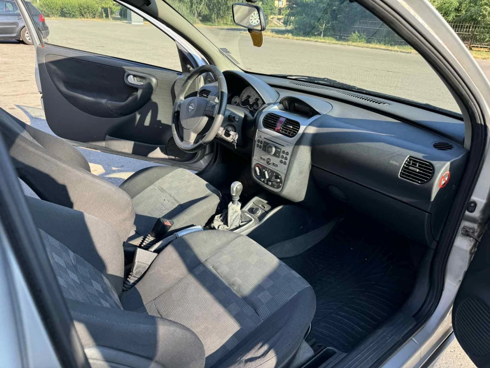 Opel Corsa 1.3 cdti 75 - изображение 9