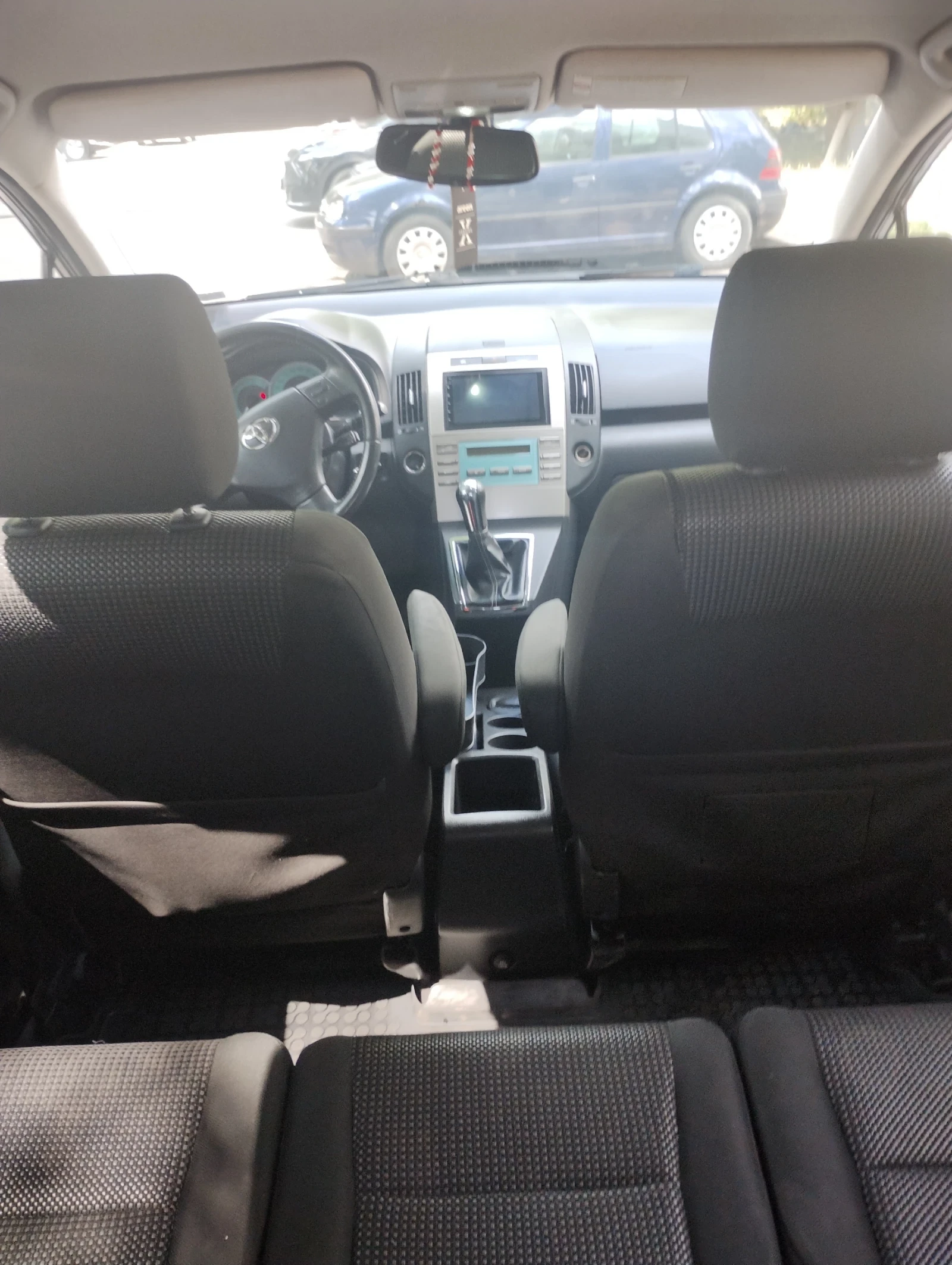 Toyota Corolla verso  - изображение 5