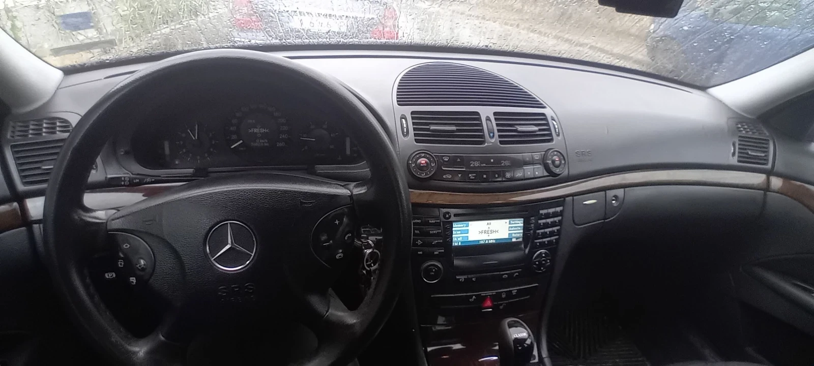 Mercedes-Benz E 270 Classic - изображение 7