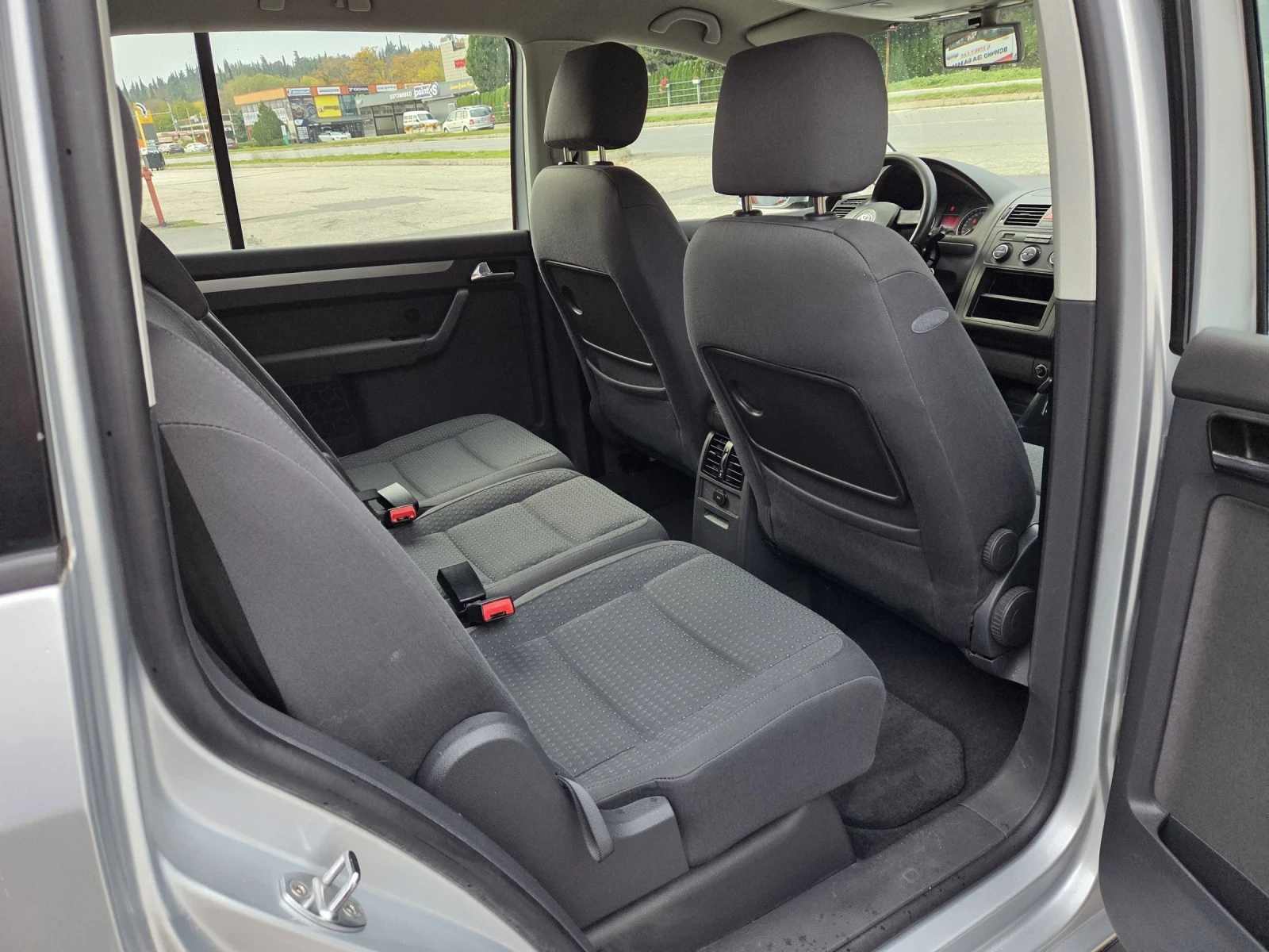 VW Touran 2, 0 tdi 140 hp | Mobile.bg — изображение 16