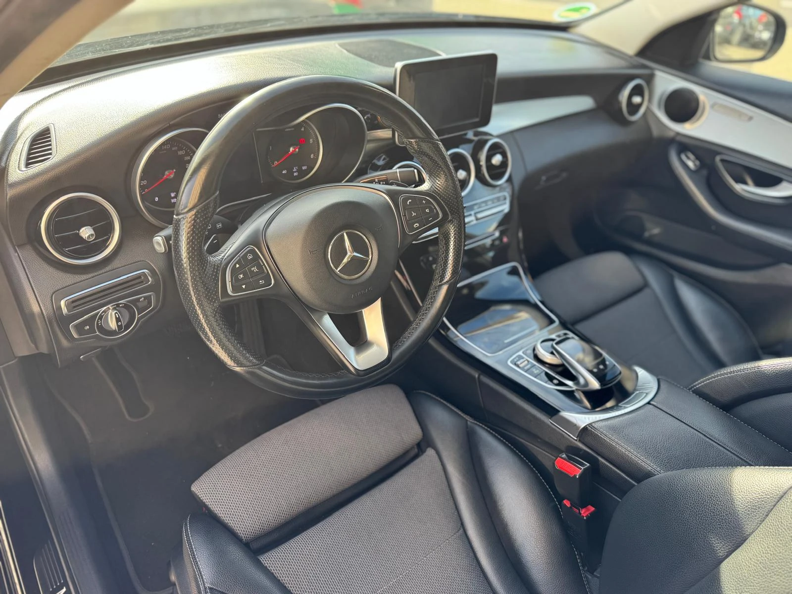 Mercedes-Benz C 200 Avantgarde - изображение 10