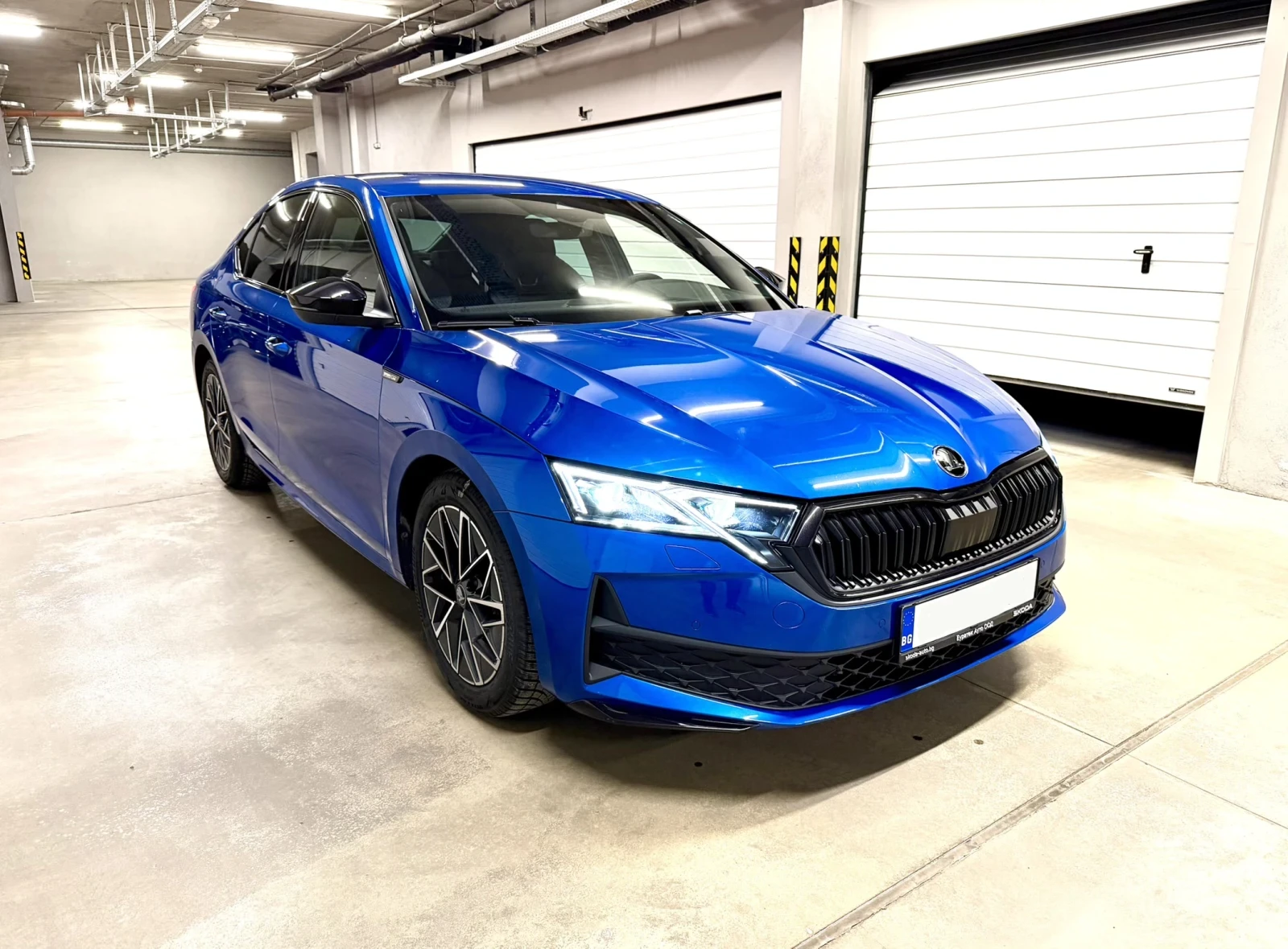 Skoda Octavia 1.5 гаранция 5г, зимни/летни гуми, платено каско - изображение 2