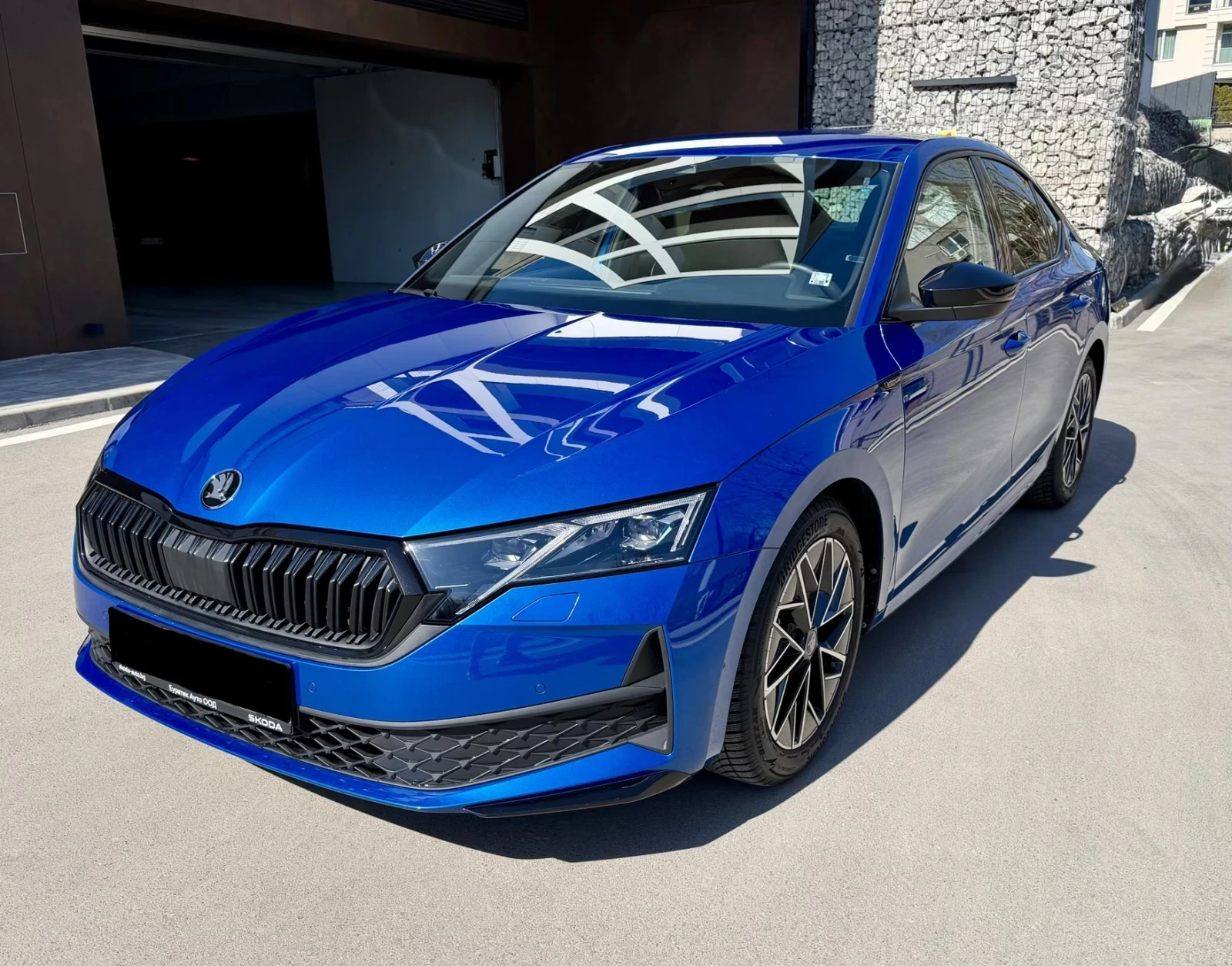 Skoda Octavia Sport Line, 1.5 tsi, гаранция | Auto.bg — изображение 1