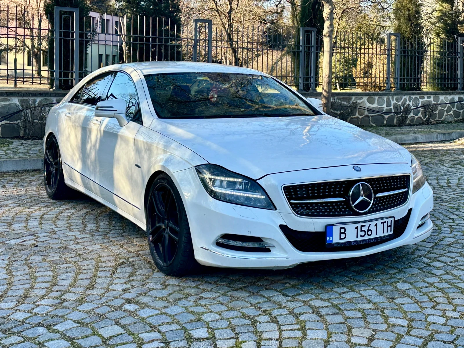 Mercedes-Benz CLS 350 Бяла перла/ топ цена - изображение 3