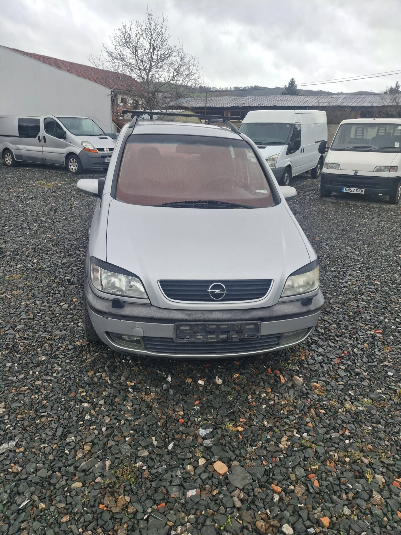 Opel Zafira Mini Van, снимка 5 - Автомобили и джипове - 54030370