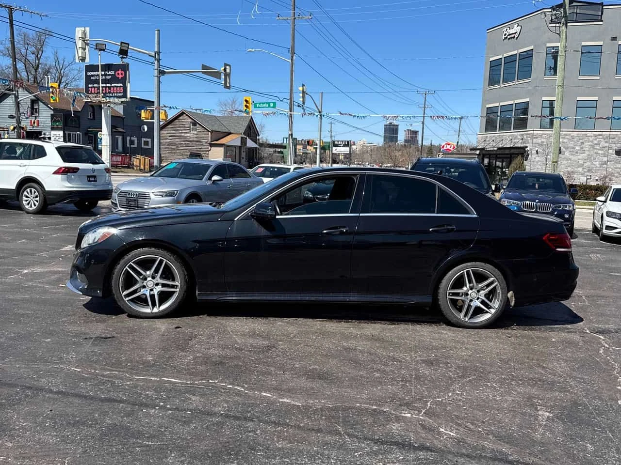 Mercedes-Benz E 250 BlueTEC/360 CAM/ПОДГРЕВИ/ПАНОРАМА, снимка 3 - Автомобили и джипове - 54171359