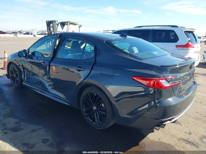 Toyota Camry 2.5l Se, снимка 3 - Автомобили и джипове - 54179522