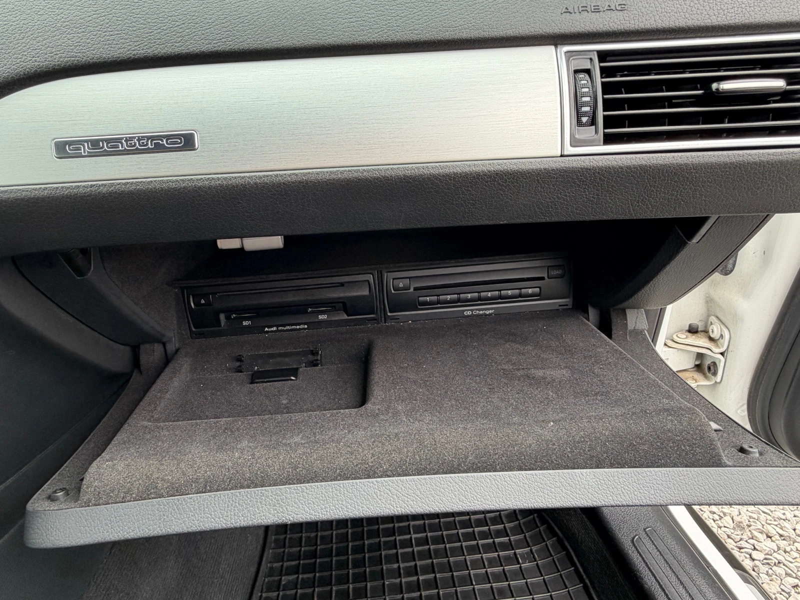 Audi A6 3.0D-S-Line-Швейцария-Седан-Лизинг, снимка 12 - Автомобили и джипове - 54221543