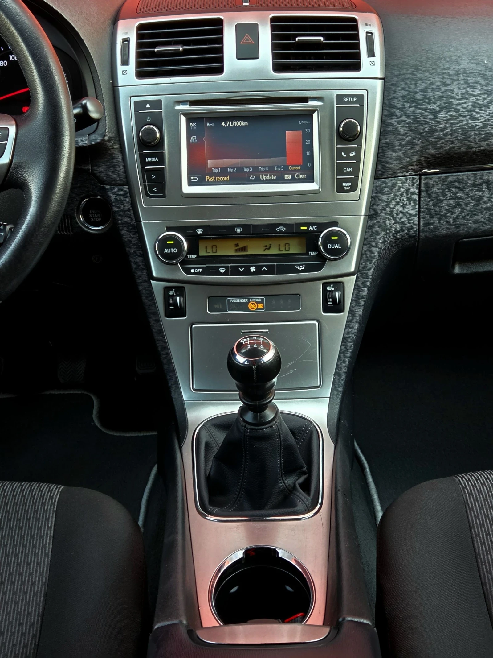 Toyota Avensis D4D-Мотор 126 к.с, снимка 10 - Автомобили и джипове - 54303349