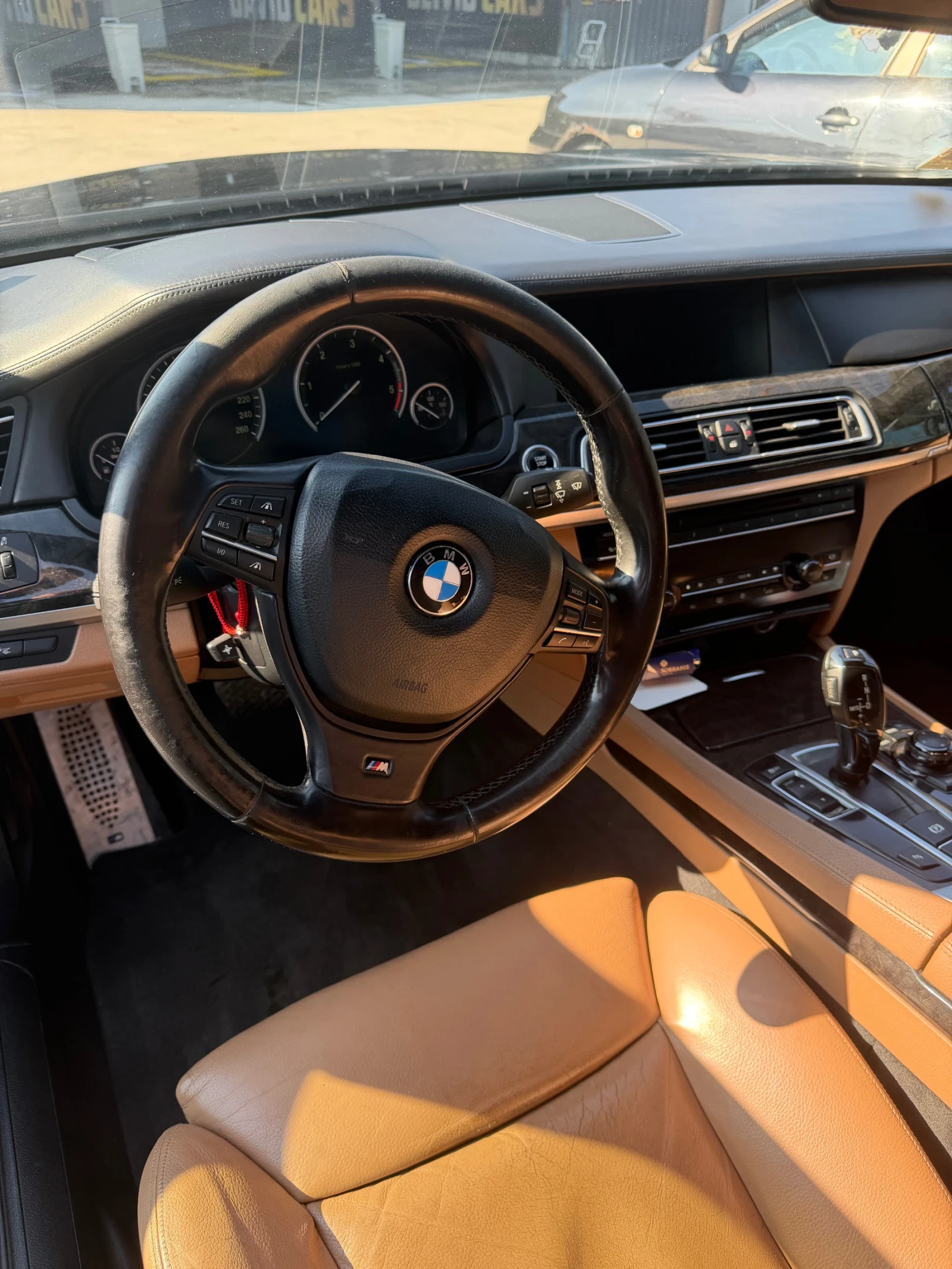 BMW 730, снимка 13 - Автомобили и джипове - 54459560