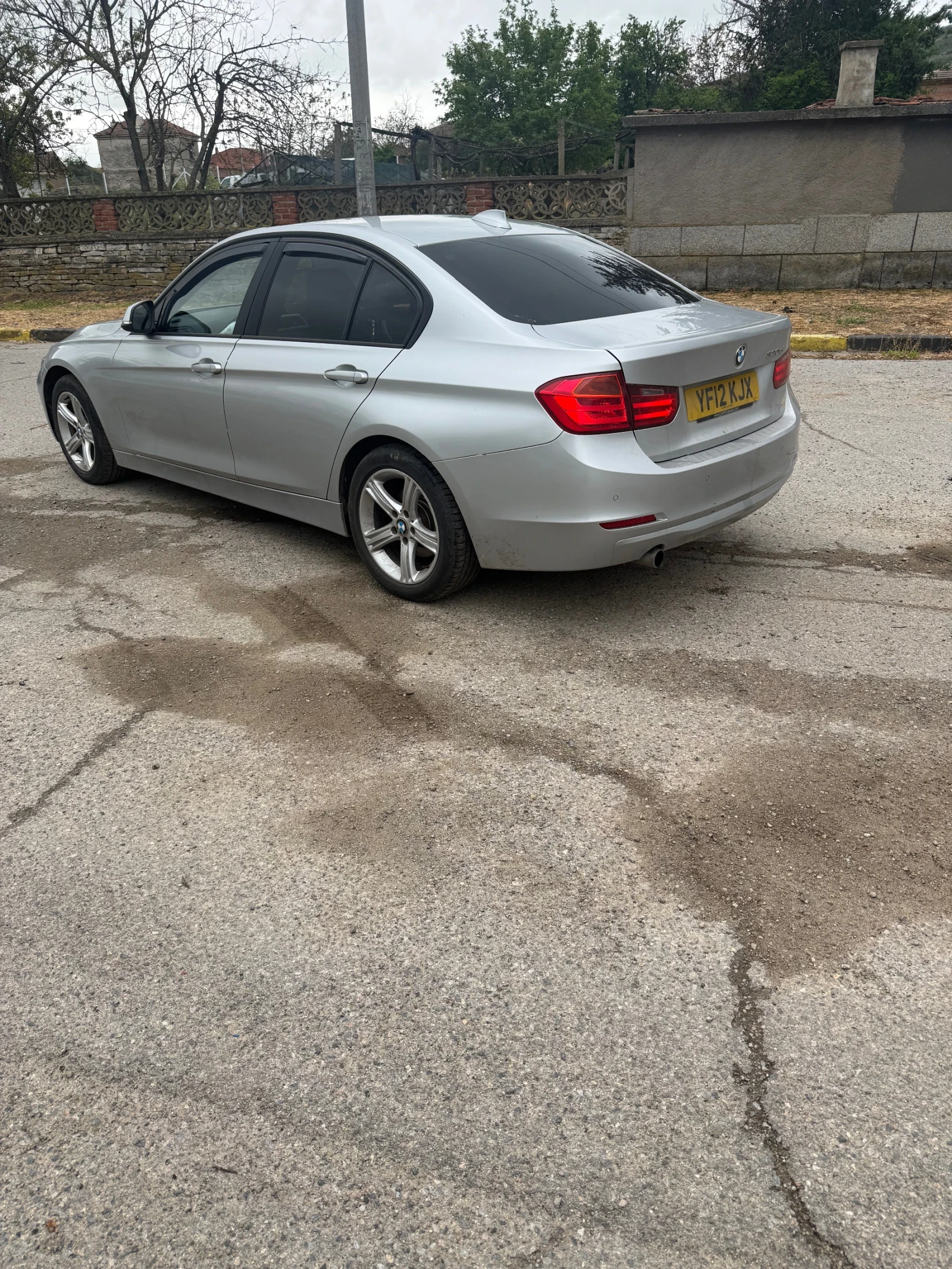 BMW 320 D, снимка 4 - Автомобили и джипове - 54461904