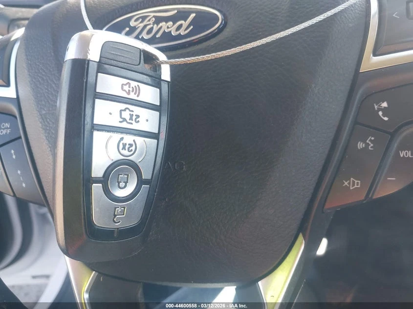 Ford Fusion 2.0l Energi Titanium, снимка 11 - Автомобили и джипове - 54490533