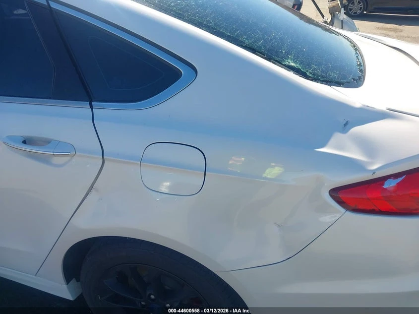 Ford Fusion 2.0l Energi Titanium, снимка 6 - Автомобили и джипове - 54490533