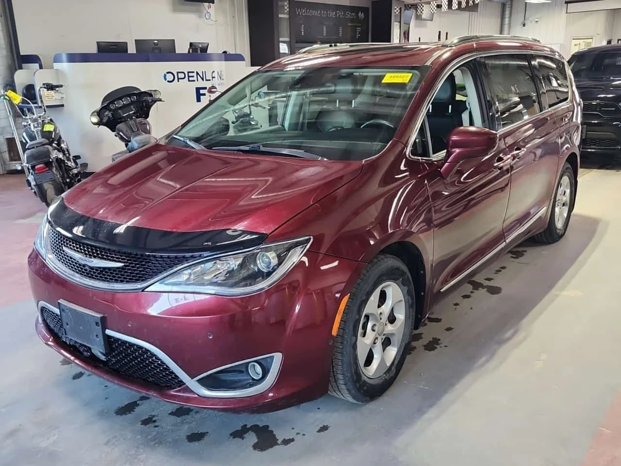 Chrysler Pacifica TOURING L PLUS| DISTRONIC| 360| PANO| 2 КЛЮЧА