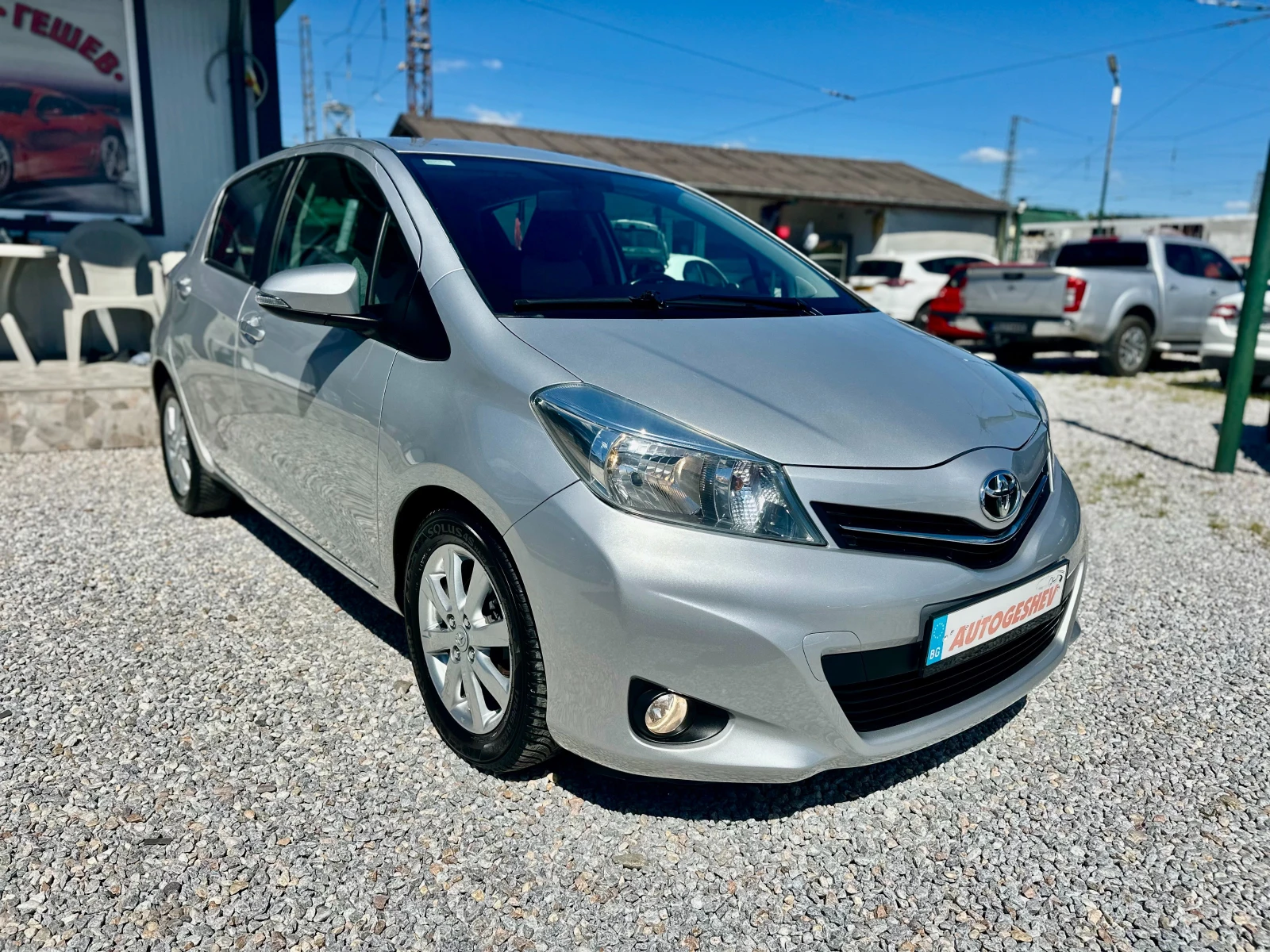 Toyota Yaris 1.4D4D* NAVI* Камера* , снимка 6 - Автомобили и джипове - 54714153