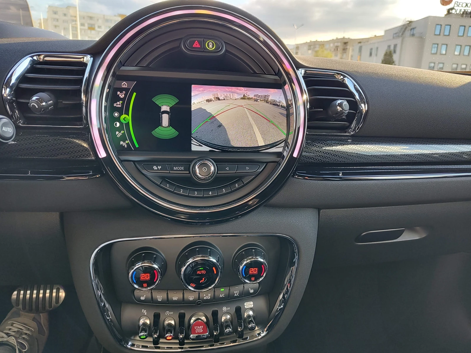 Mini John Cooper Works Clubman ALL4| 306к.с.| В гаранция| HUD| LED| ACC, снимка 14 - Автомобили и джипове - 54956104