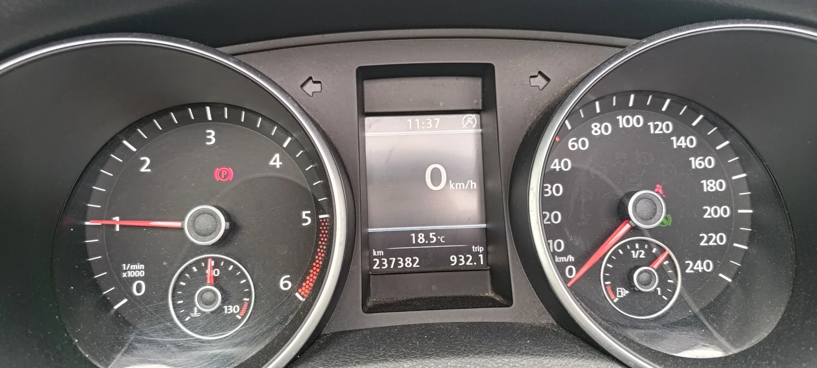 VW Golf 2.0 TDI DSG Exclusive , снимка 12 - Автомобили и джипове - 55131283
