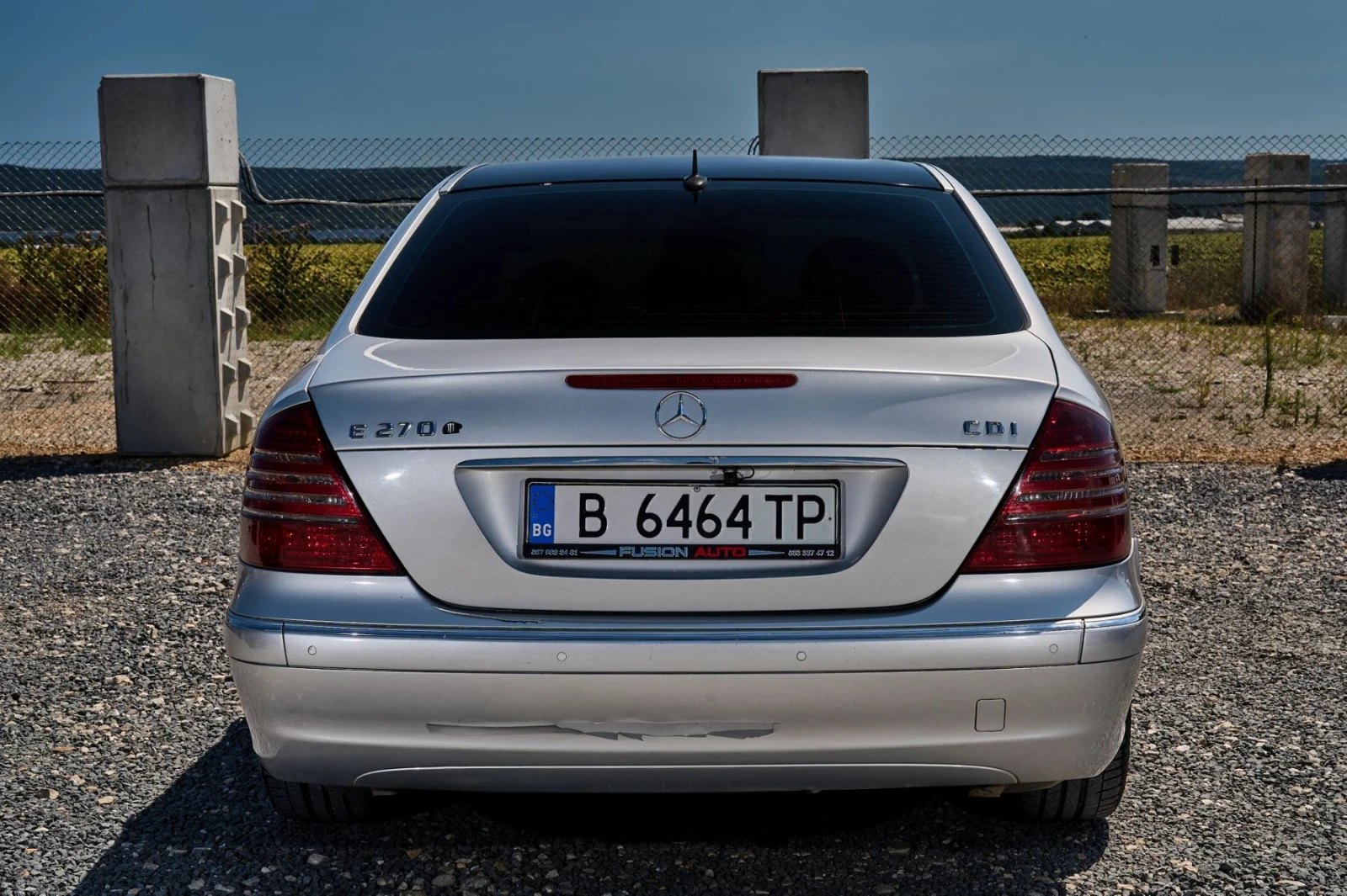Mercedes-Benz E 270, снимка 5 - Автомобили и джипове - 55476831