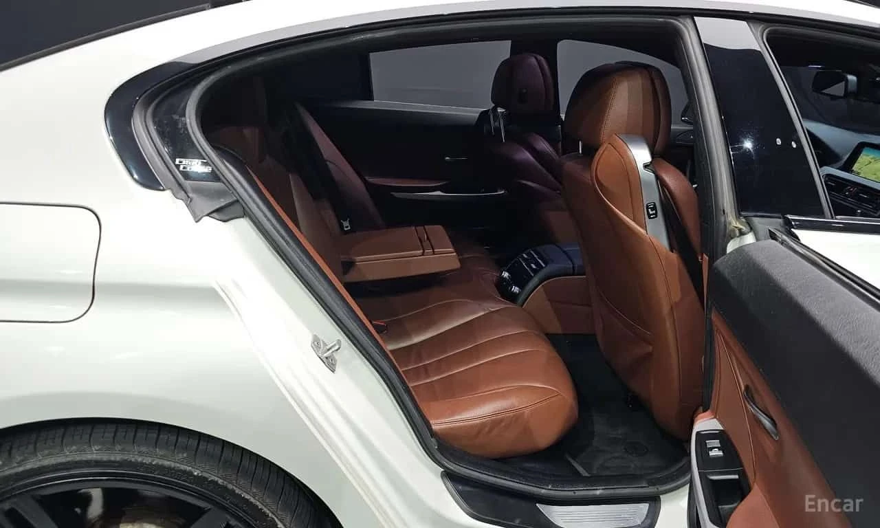 BMW 640 * 640d xDrive M Sport Gran Coupe * ЦЕНА ДО БГ, снимка 11 - Автомобили и джипове - 55627516