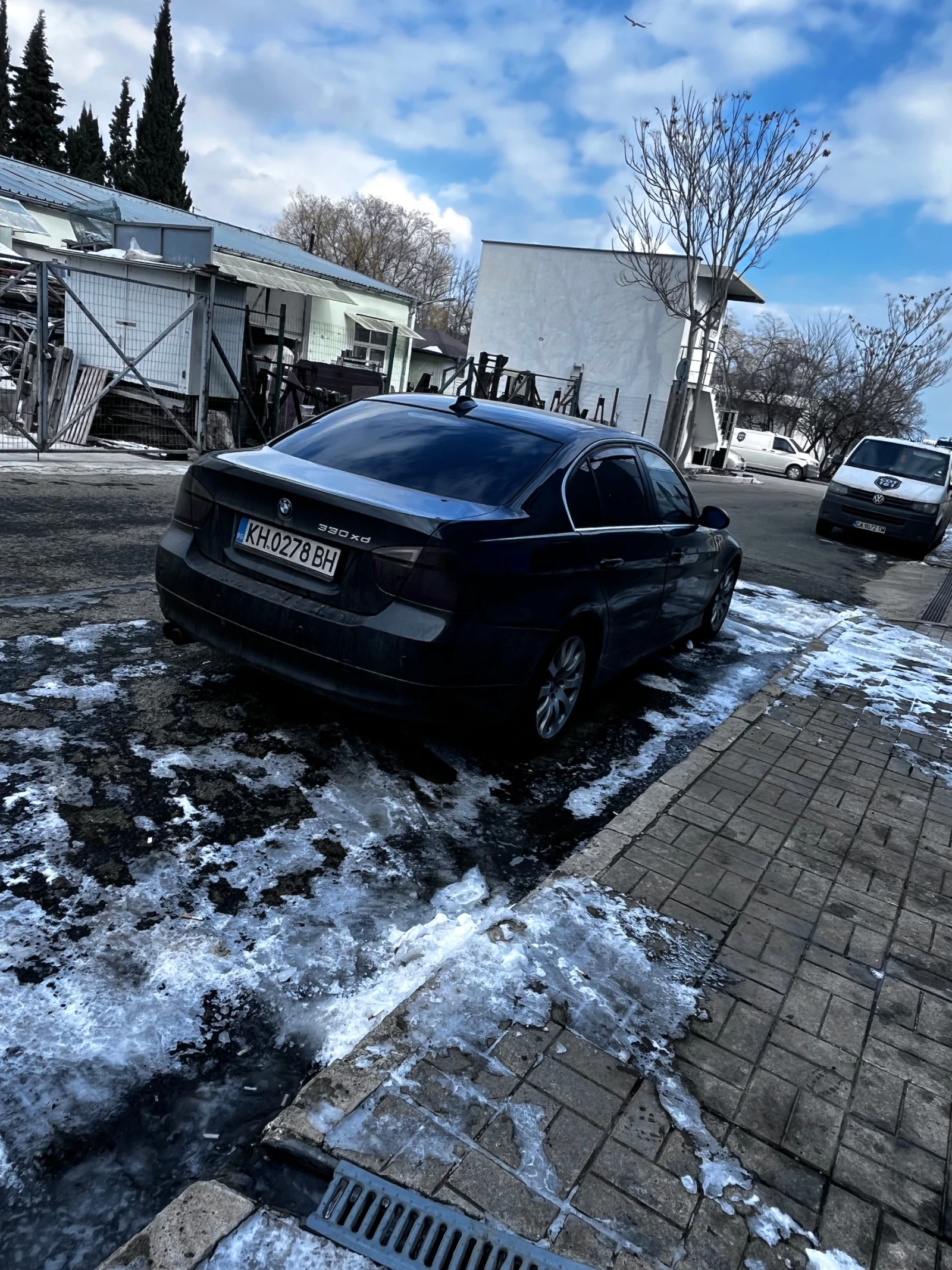 BMW 330, снимка 3 - Автомобили и джипове - 55939304
