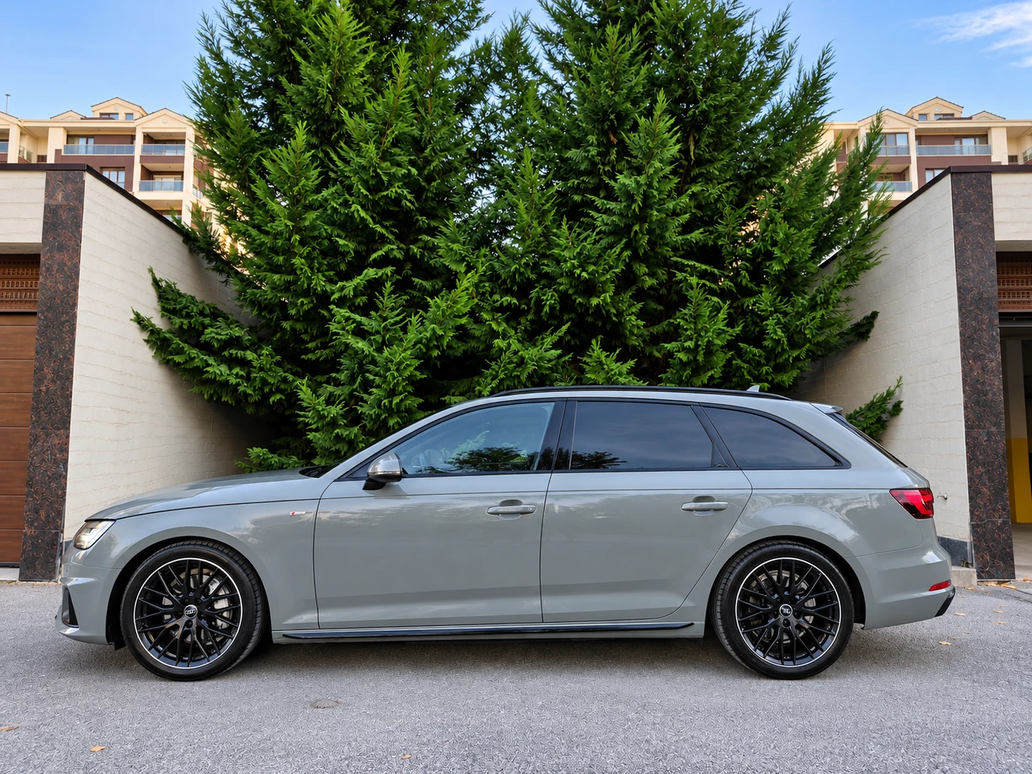 Audi A4 4.0TDI* 190KC* S-LINE* MATRIX* VIRTUAL COCKPIT* NA, снимка 8 - Автомобили и джипове - 56340114