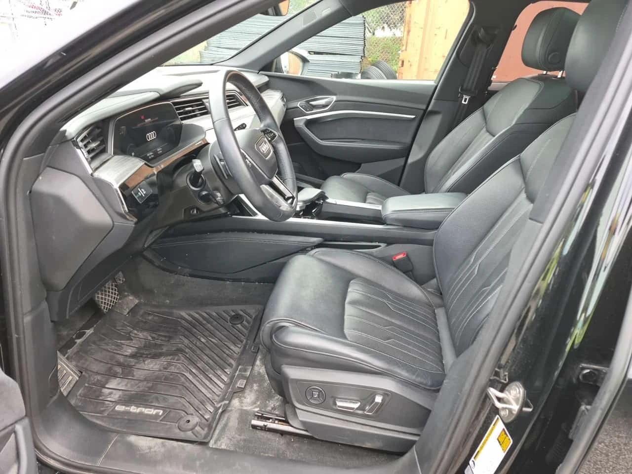 Audi E-Tron Quattro Technik/�������/�����/����/2 ����� | Mobile.bg � ����������� 3
