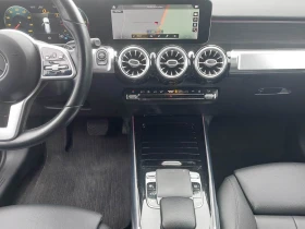 Mercedes-Benz GLB 4х4/220d/190kc/6+ 1/Печка/Дистр./Burmester/Keyless, снимка 10