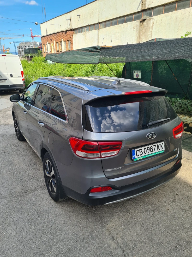 Kia Sorento, снимка 3 - Автомобили и джипове - 47275018