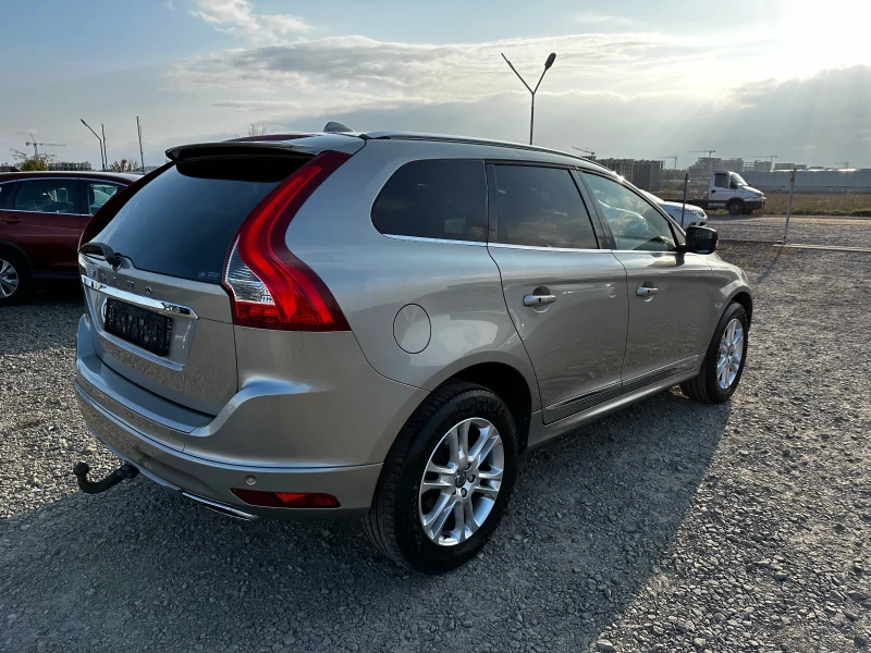 Volvo XC60 2.5 ШВЕЙЦАРИЯ Т5 AWD, снимка 5 - Автомобили и джипове - 47907292