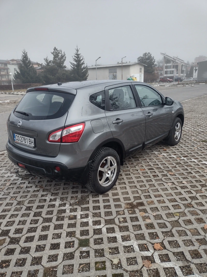 Nissan Qashqai 1.6i От БГ Първи Собственик, снимка 4 - Автомобили и джипове - 47998267