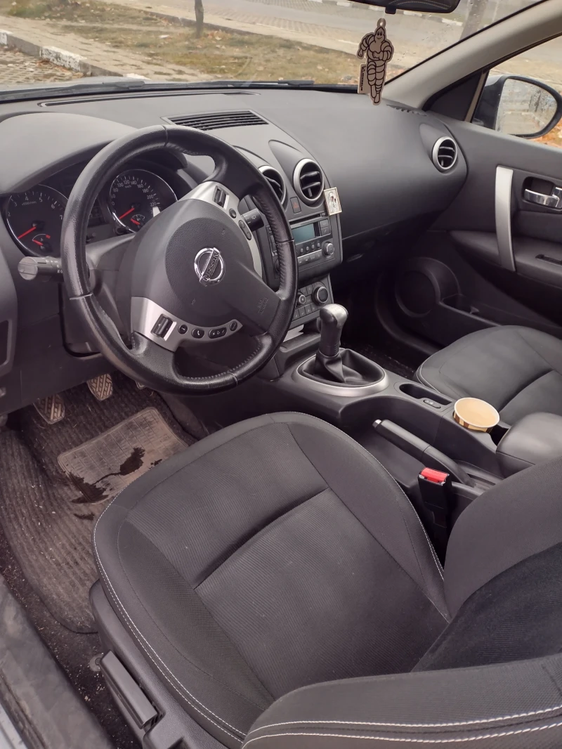 Nissan Qashqai 1.6i От БГ Първи Собственик, снимка 7 - Автомобили и джипове - 47998267