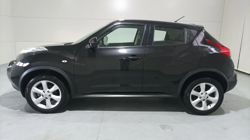 Nissan Juke 1.6 i, снимка 8 - Автомобили и джипове - 48756882