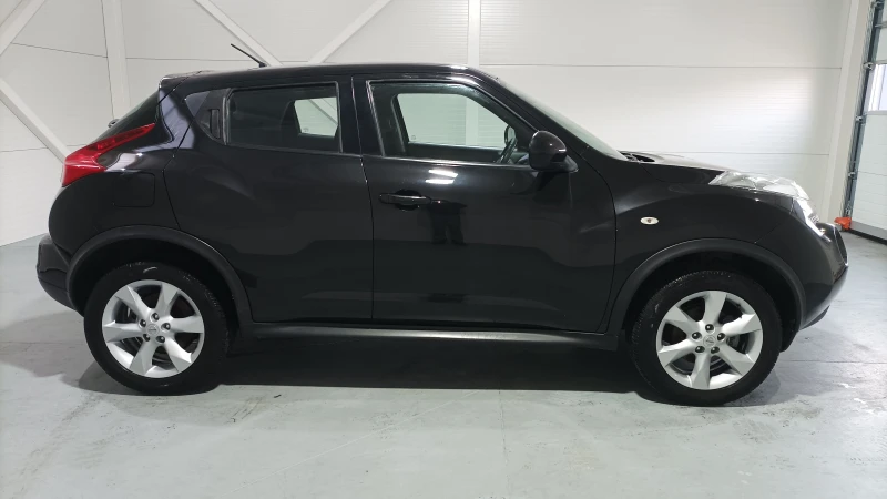 Nissan Juke 1.6 i, снимка 4 - Автомобили и джипове - 48756882