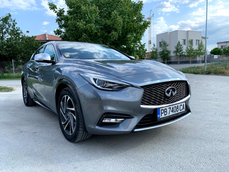 Infiniti Q30 LUXE, снимка 12 - Автомобили и джипове - 48958764