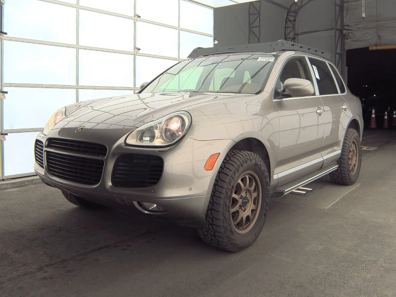 Porsche Cayenne TURBO CARFAX АВТО КРЕДИТ , снимка 1 - Автомобили и джипове - 49508466