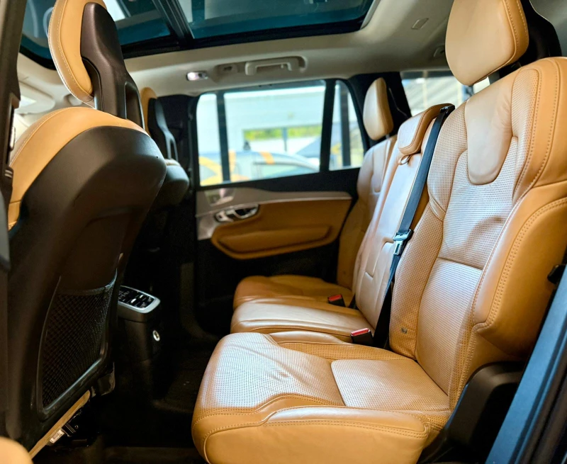 Volvo Xc90 7-Местен* Inscription* Bowers&Wilkins* Лизинг* Pan, снимка 14 - Автомобили и джипове - 52277832