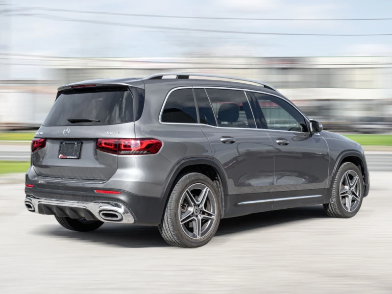 Mercedes-Benz GLB 250 | AMG PKG | ПАНОРАМА | 360 | ПОДГРЕВИ, снимка 6 - Автомобили и джипове - 52412353